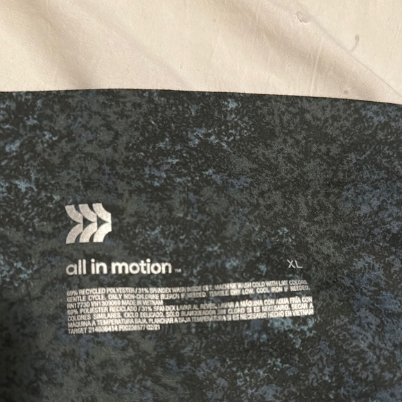 ALL IN MOTION | Women's Contour Flex Lace-Up Leggings 26.5" - Picture 5 of 7